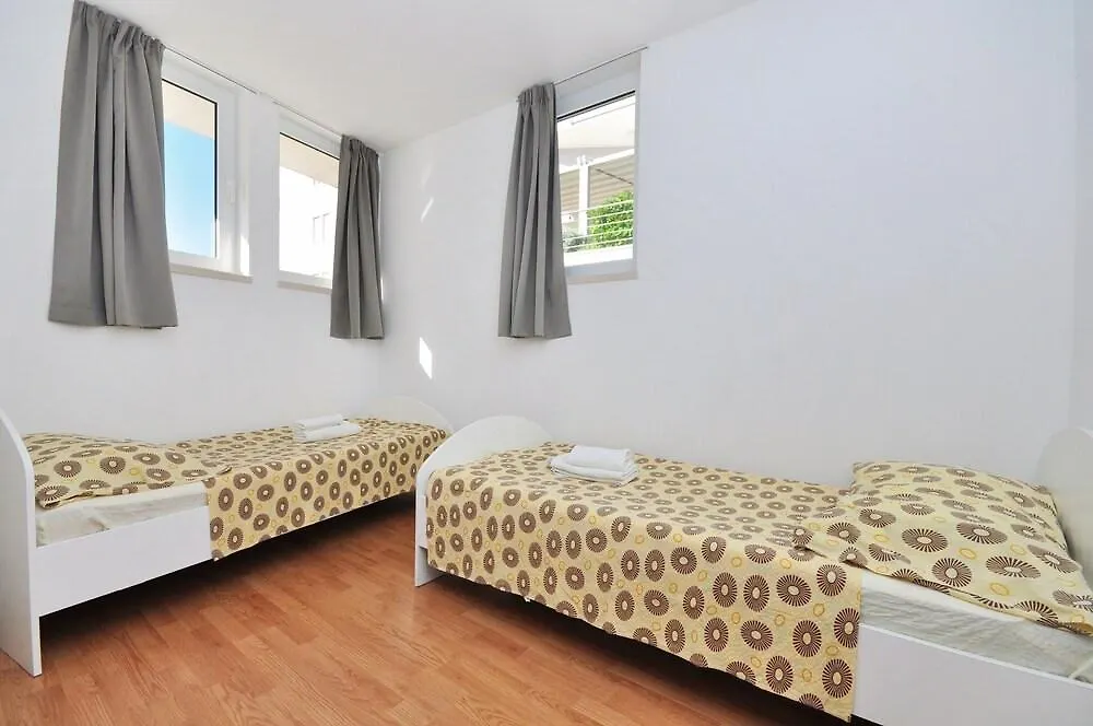 Adriatic Queen Rooms & Apartments Split