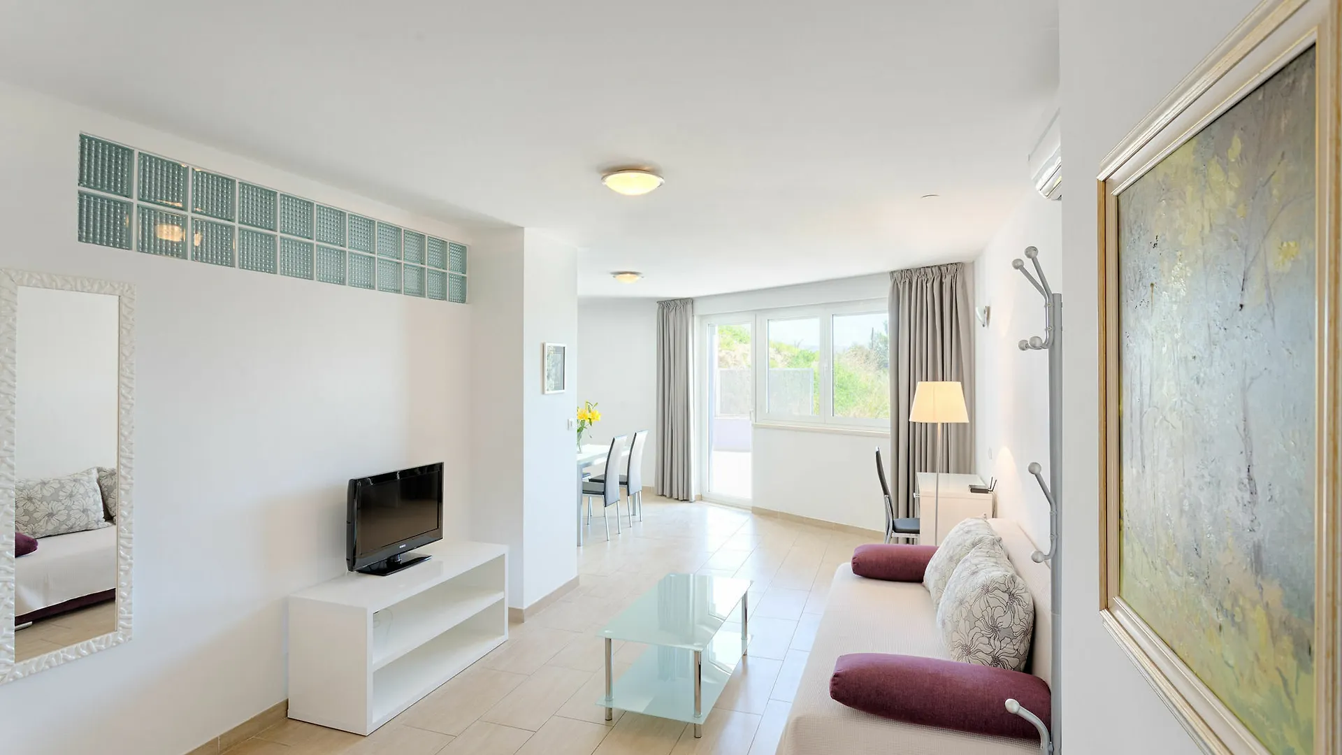 Adriatic Queen Rooms & Apartments Split